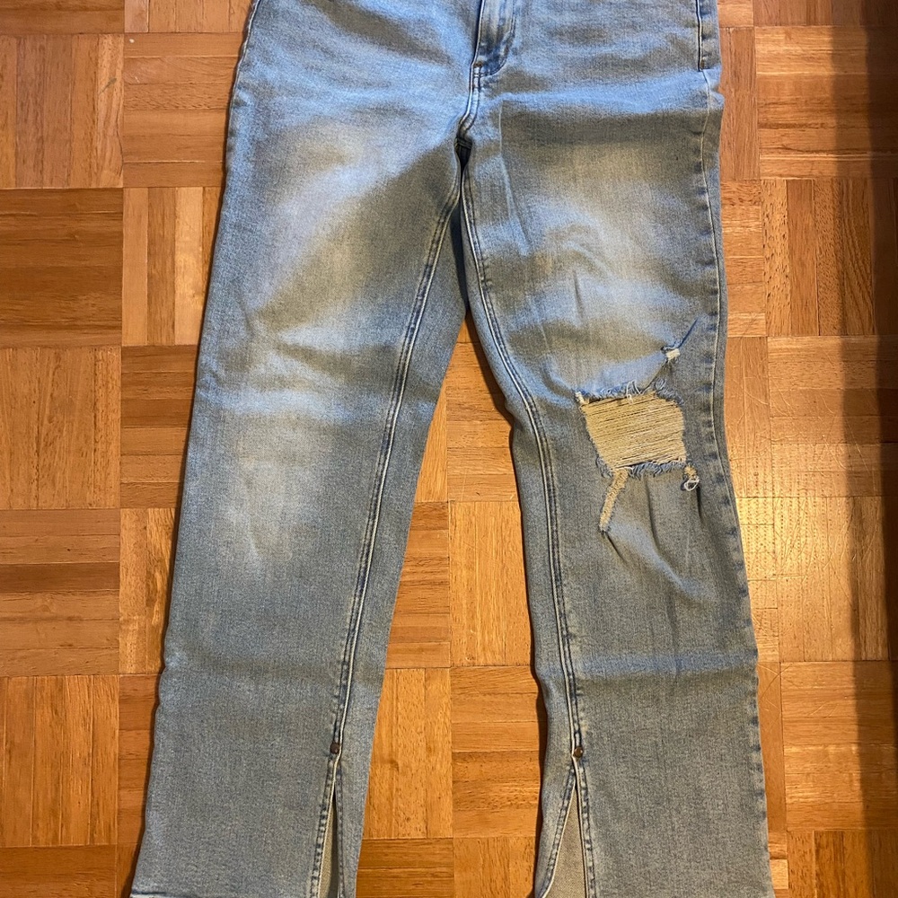 Judy Blue Light Blue Straight Leg slit hem Jeans with Knee Distress